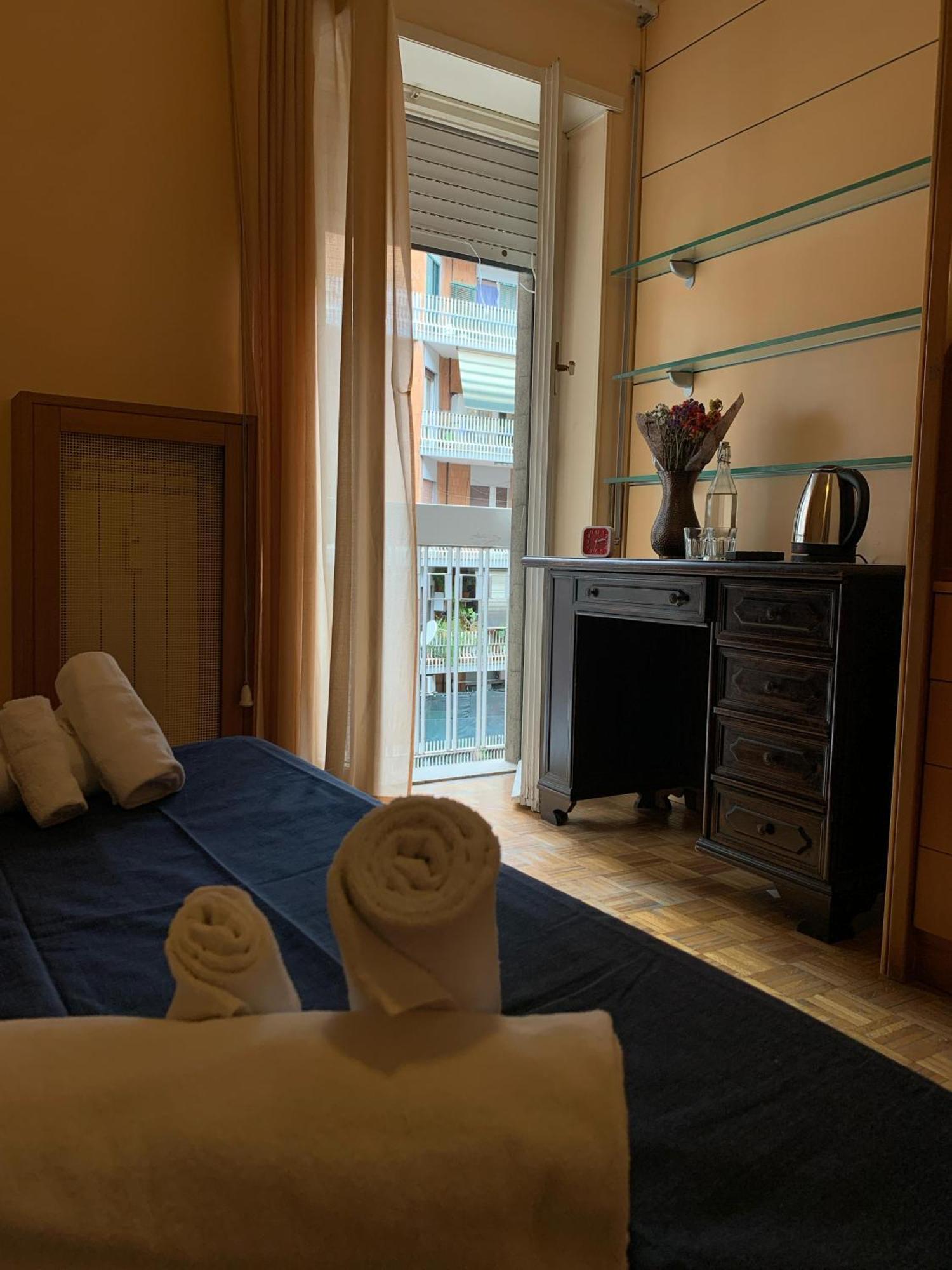 4 Season B&B Roma Esterno foto