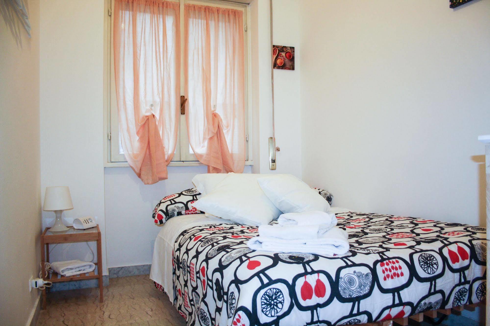 4 Season B&B Roma Esterno foto