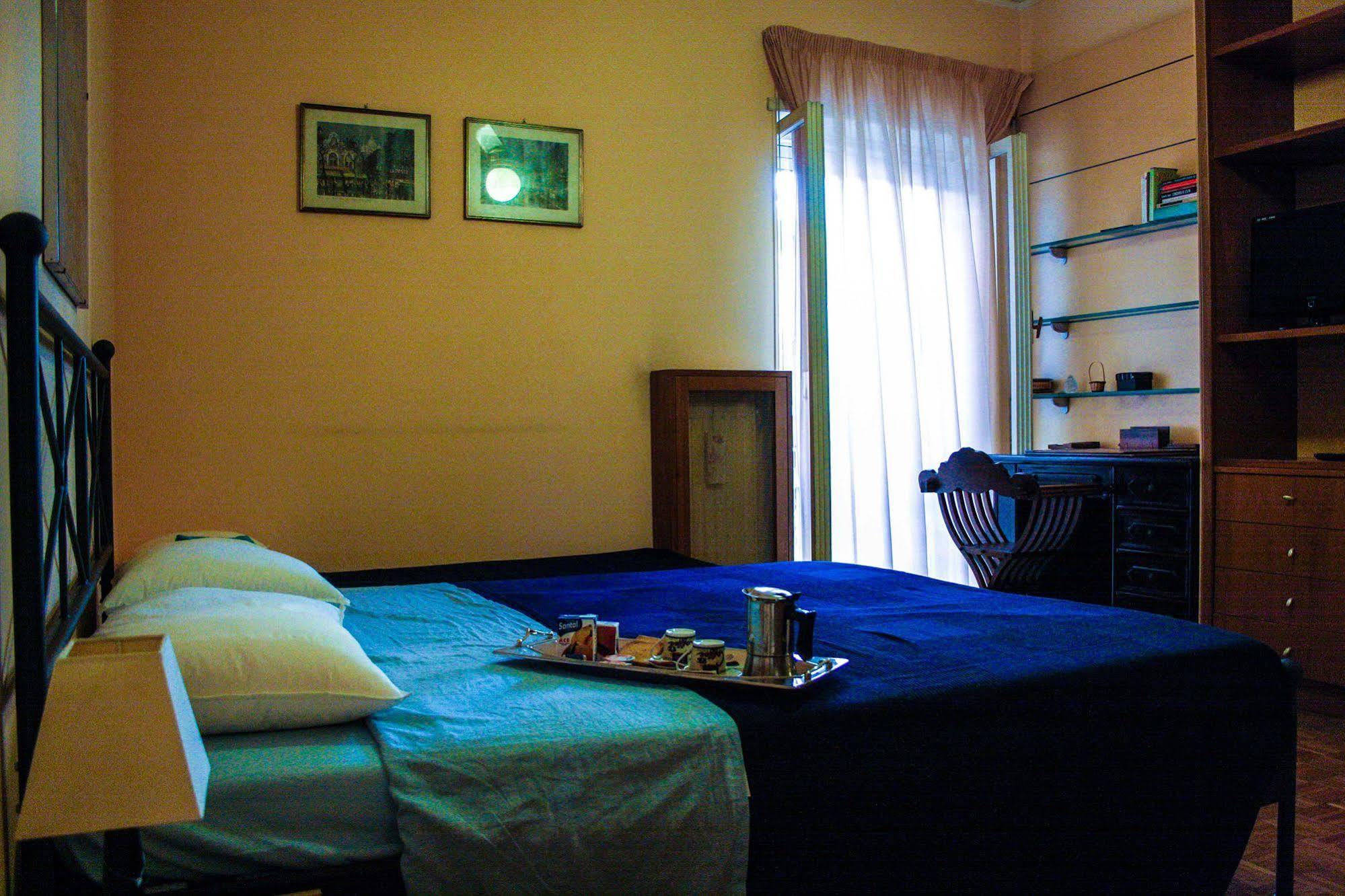 4 Season B&B Roma Esterno foto